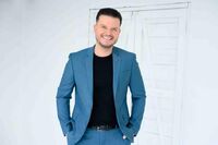 Support: Mike Peterson