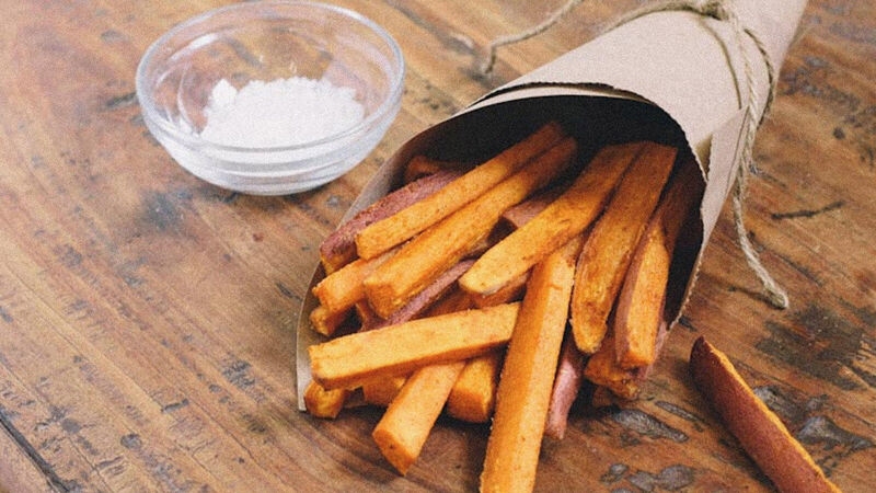 VERSE FRIET IN DE SCHIL